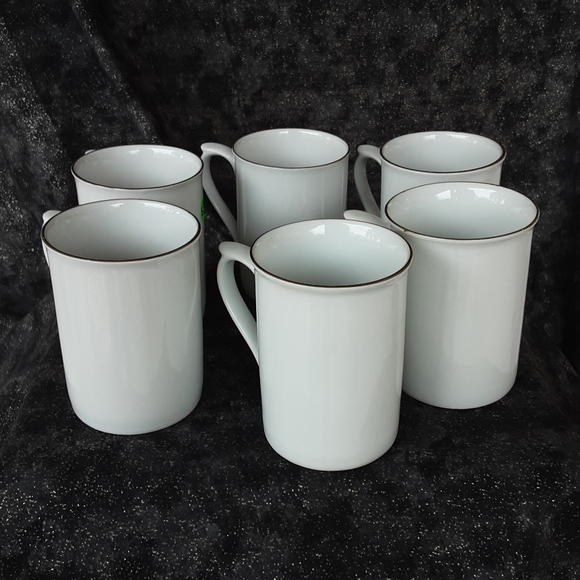 Sold - Set of 6 Porcelain Mugs - Picture 2 of 4